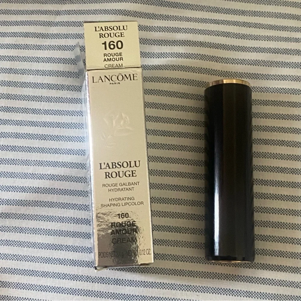 BNIB LANCÔME ROUGE CHIC L'ABSOLU ROUGE LIPSTICK